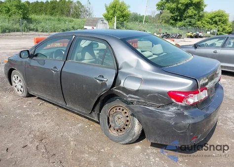 2011 Toyota Corolla Le z USA, uszkodzony, nr VIN JTDBU4EE0B9149614